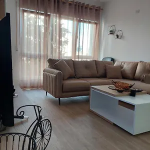  Appartamento Gex Albania