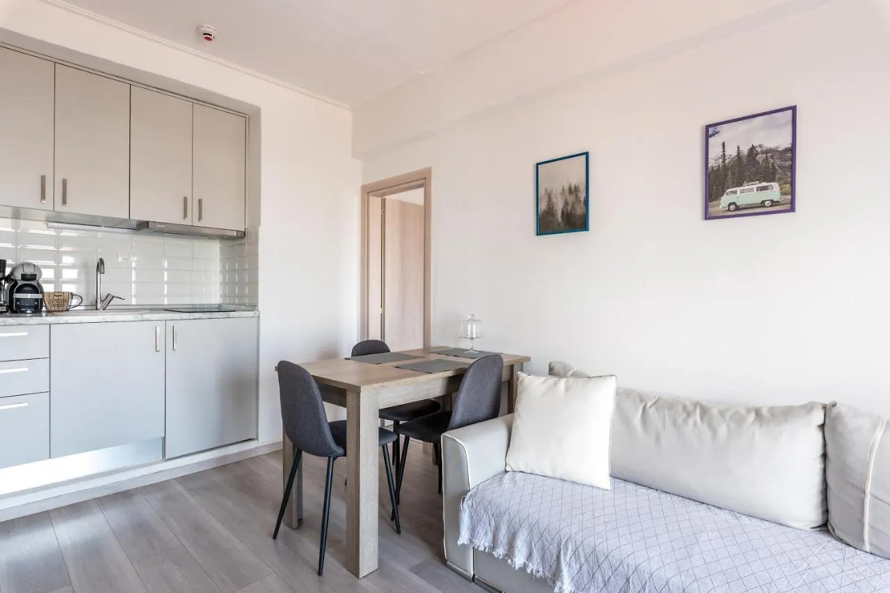 Minimalist Apartments W/ View Thessaloniki
