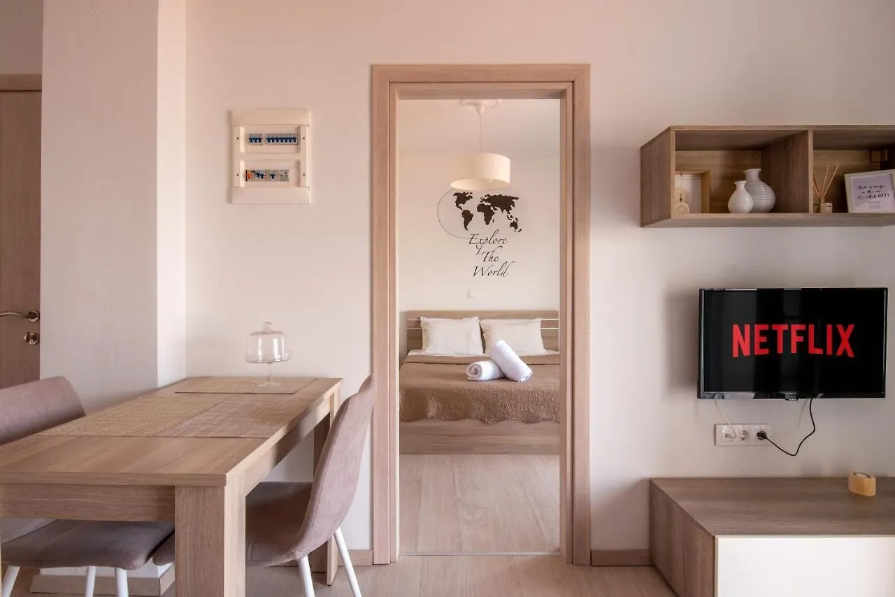 Minimalist Apartments W/ View contacts