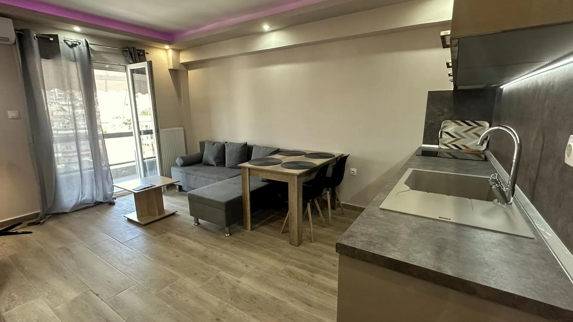 Minimalist Apartments W/ View Thessaloniki 0*,  Greece